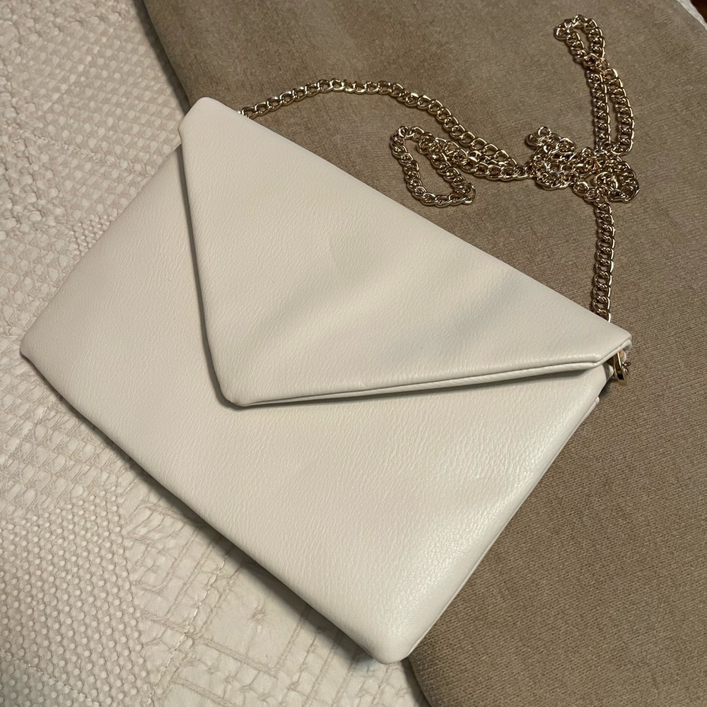 Off white purse
